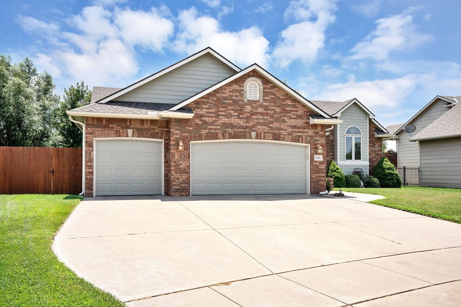 Property Photo: 12201 E Andrea KS 67207
