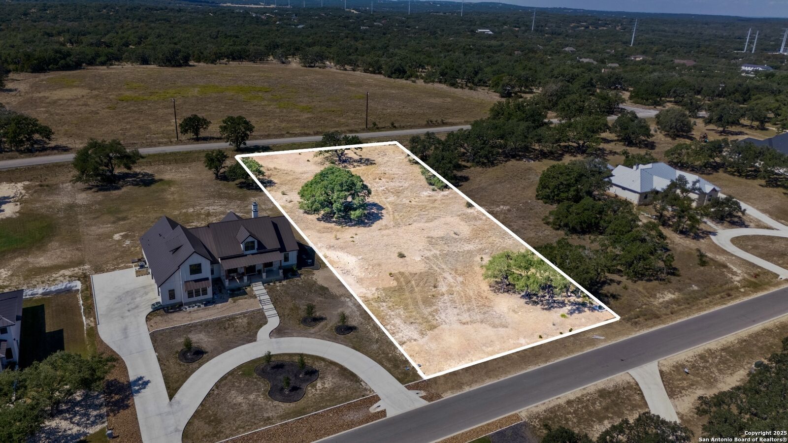 Property Photo: 925 Annabelle Ave TX 78163
