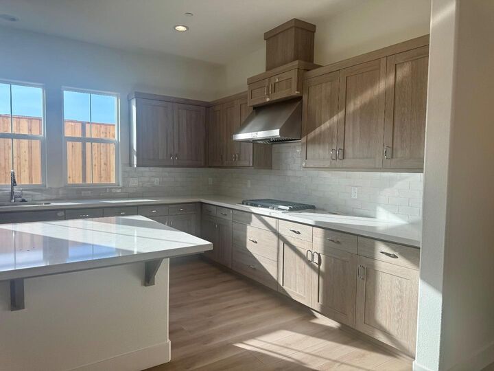 Property Photo: 605 Santa Ynez Way CA 93933
