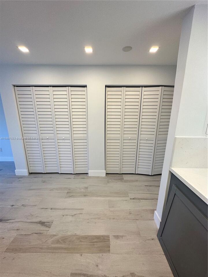 Property Photo: 8600 SW 67th Ave 906 FL 33156