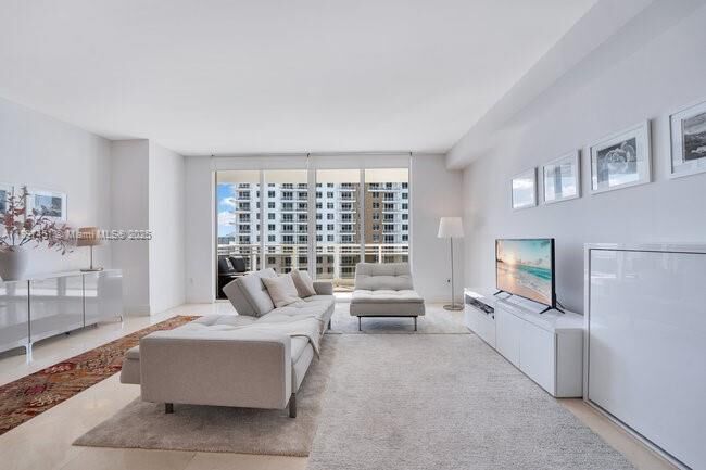 Property Photo: 901 Brickell Key Blvd 1902 FL 33131