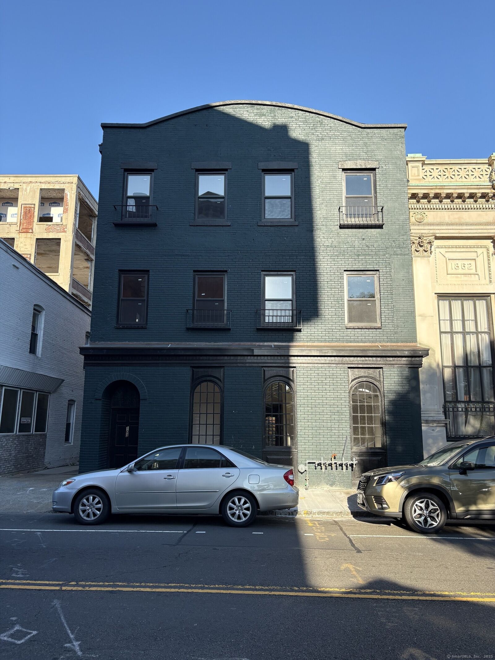 Property Photo:  103 Main Street  CT 06401 