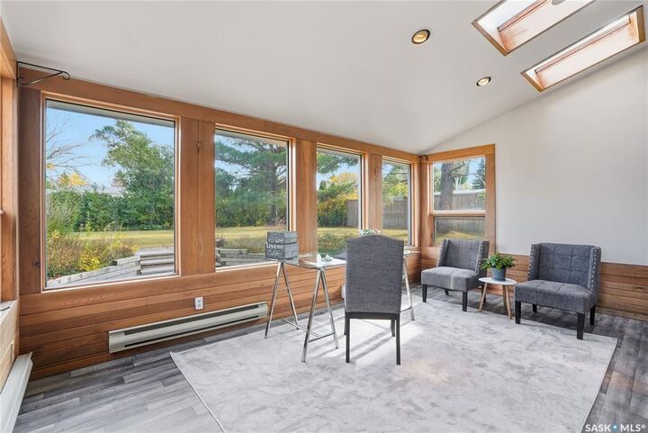 Property Photo: 1333 Arlington Avenue SK S7H 2Y1