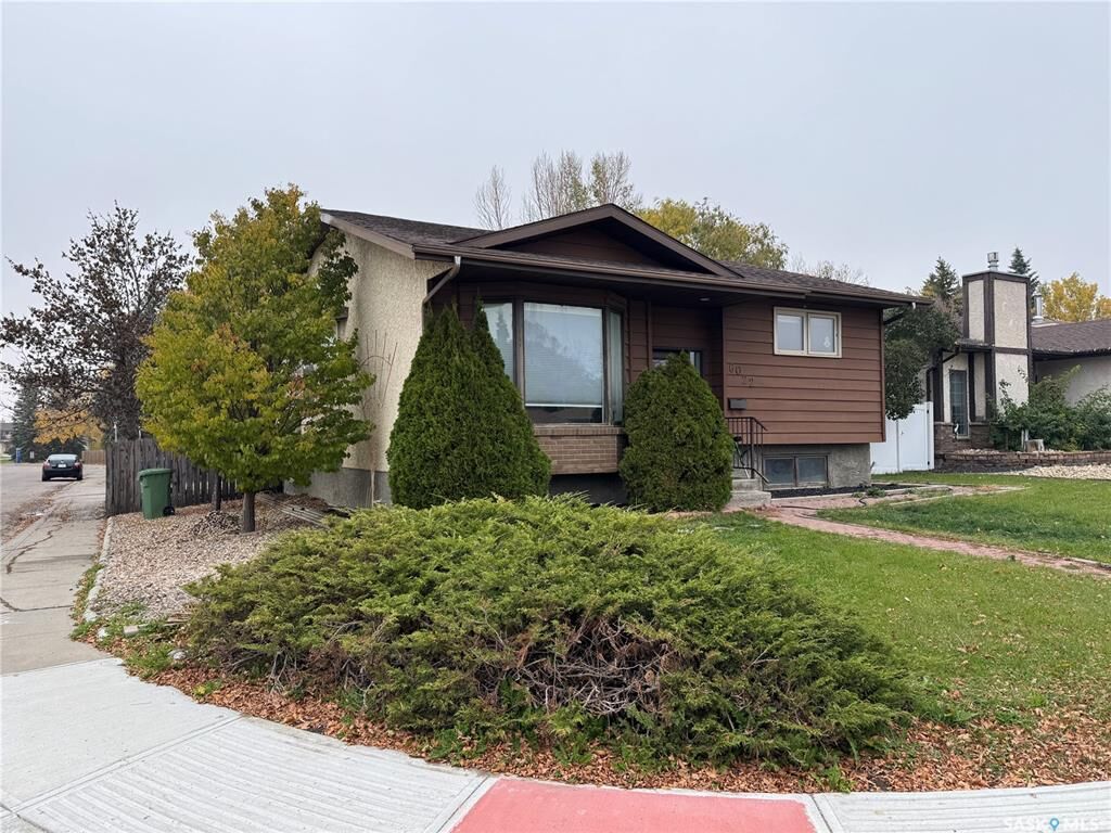 Property Photo: 6022 Wadge Street SK S4X 4B5