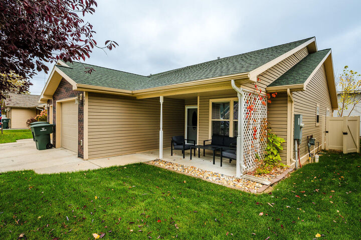 Property Photo: 484 Blue Sky Court WY 82801
