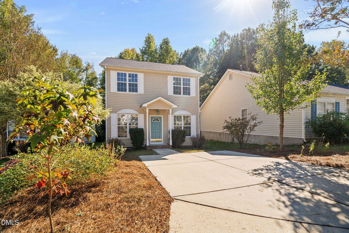 Property Photo:  318 Glaston Court  NC 27502 
