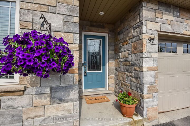 91 Lucy Lane  Orillia ON L3V 7A8 photo