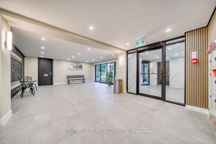 Photo de la propriété: 921 Midland Avenue 101 ON M1K 4G2