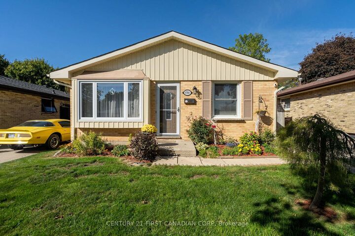 Photo de la propriété: 486 Ferndale Avenue ON N6C 2Z1