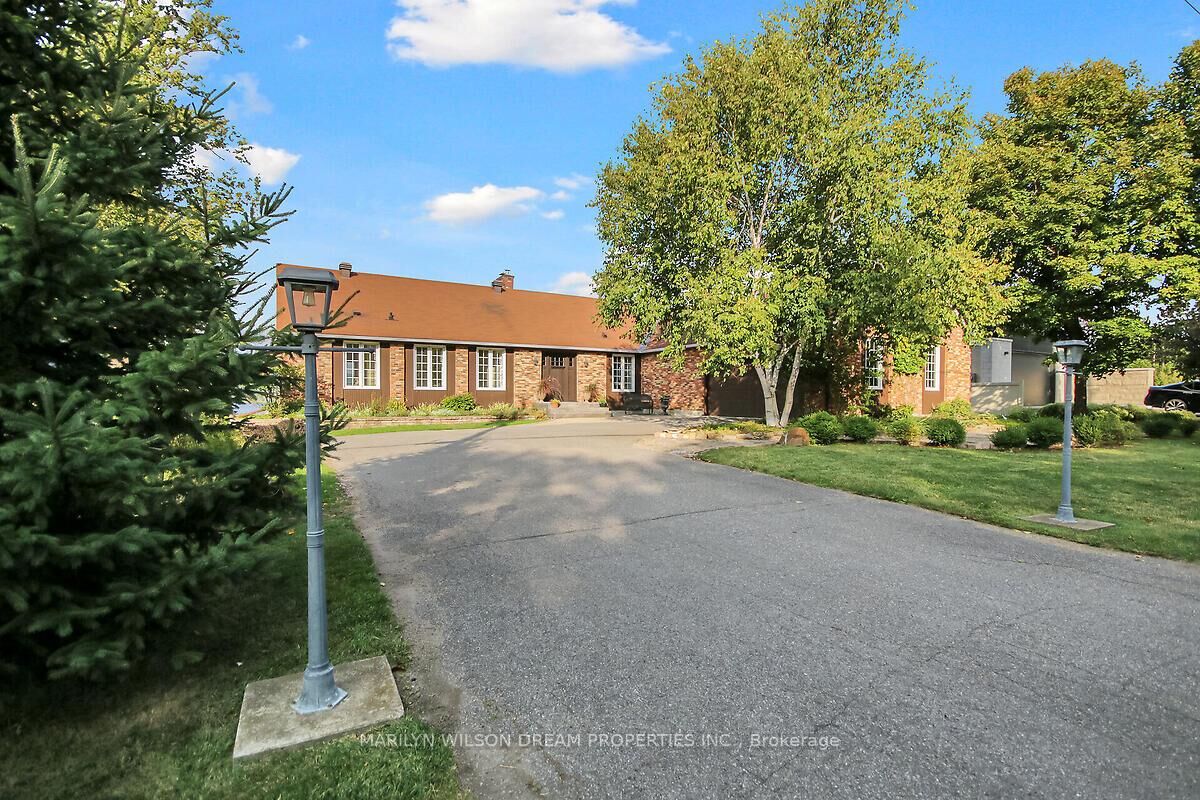 Photo de la propriété:  2998 Barlow Crescent  ON K0A 1T0