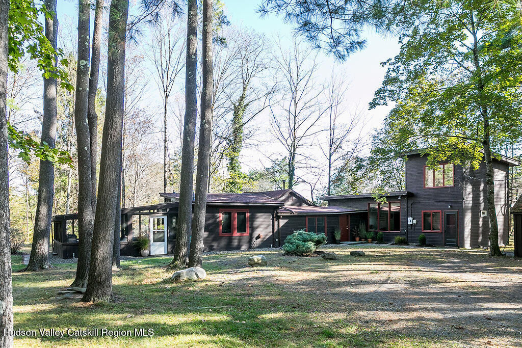 Property Photo: 12 Studio NY 12498