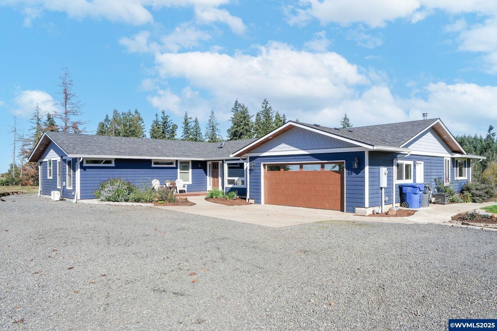 Property Photo: 2220 119th Av SE OR 97317