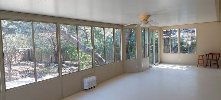 Property Photo:  4 Memory Lane  TX 78676 