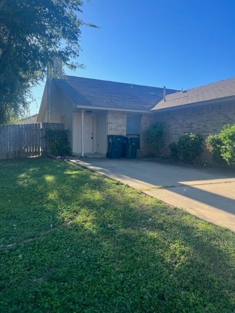 Property Photo: 310 Tamara Drive A TX 78628