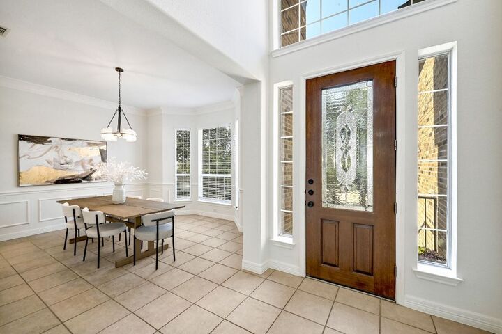 Property Photo: 10109 Chestnut Ridge Road TX 78726
