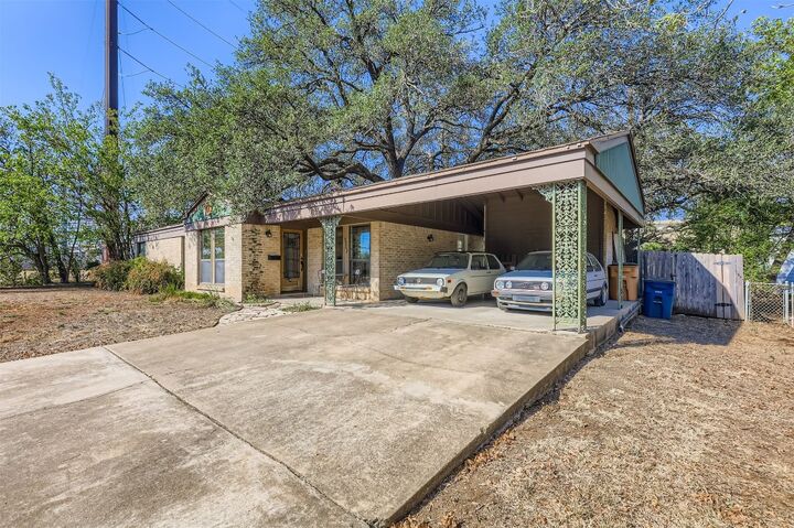 Property Photo: 5702 Fairlane Drive TX 78757