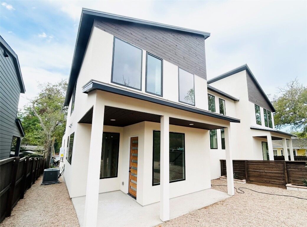 Property Photo: 4324 Airport Boulevard B TX 78722