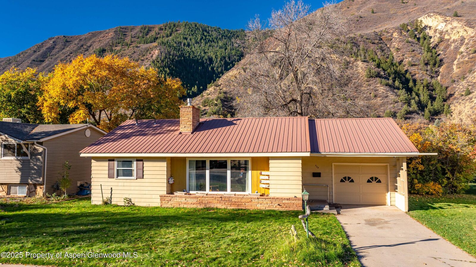 Property Photo:  328 Park Drive  CO 81601
