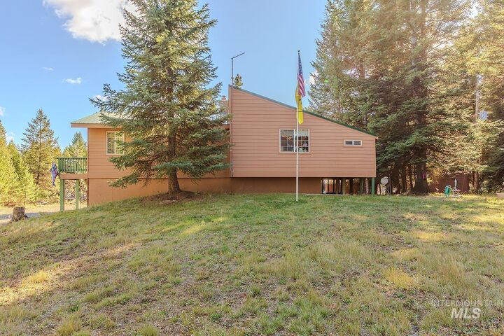 Property Photo: 25314 Soldiers Meadow Road ID 83555