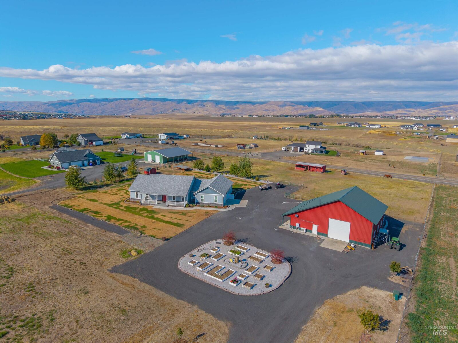 Property Photo:  2233 Burrell Avenue  ID 83501
