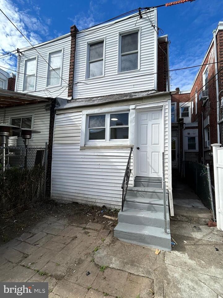Property Photo: 6420 Saybrook Avenue PA 19142