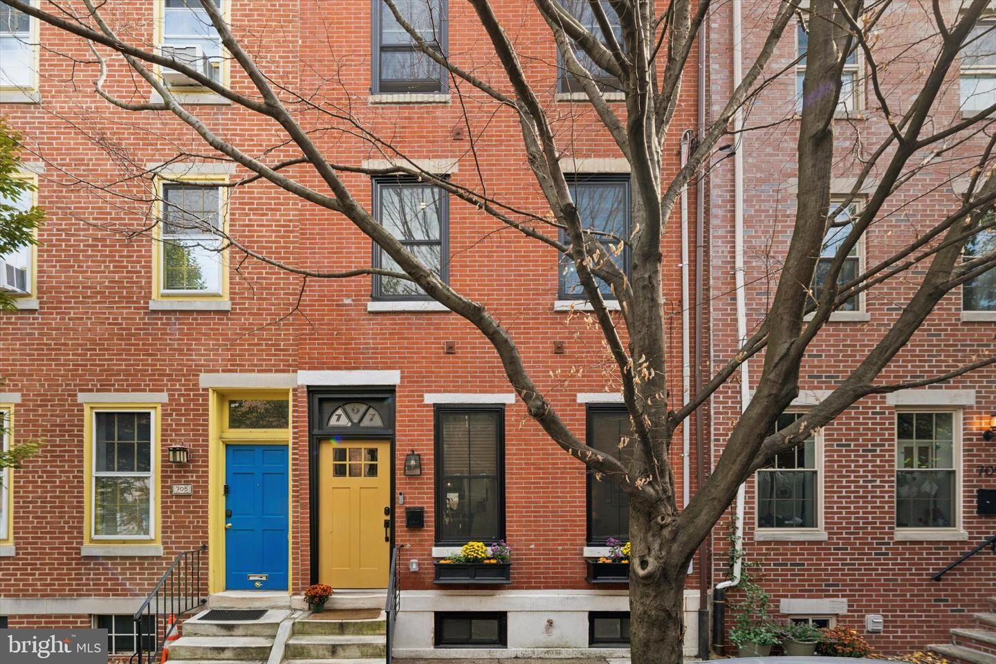 Property Photo: 707 S Warnock Street PA 19147