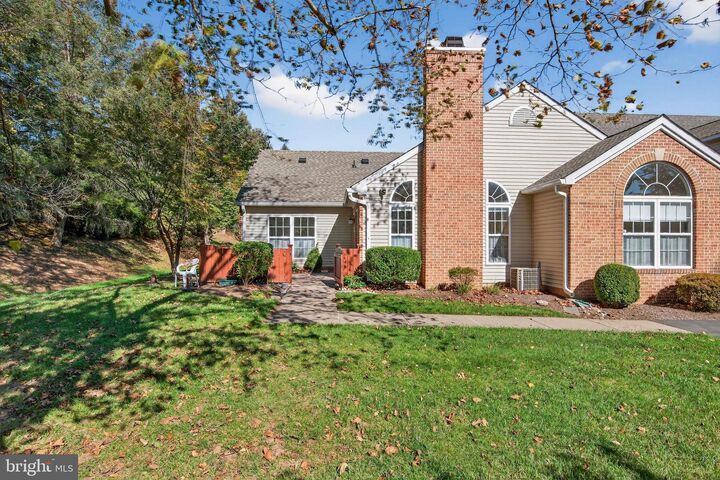 Property Photo:  62 Woolsey Court  NJ 08534 