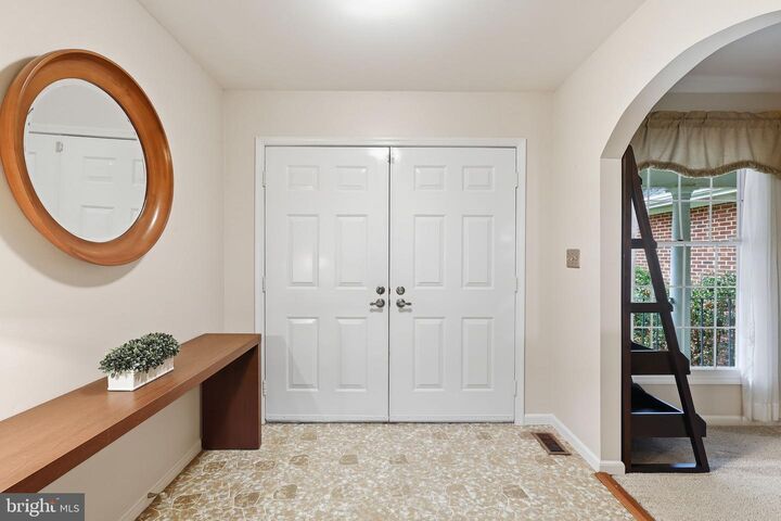 Property Photo: 17 Seneca Terrace VA 22401