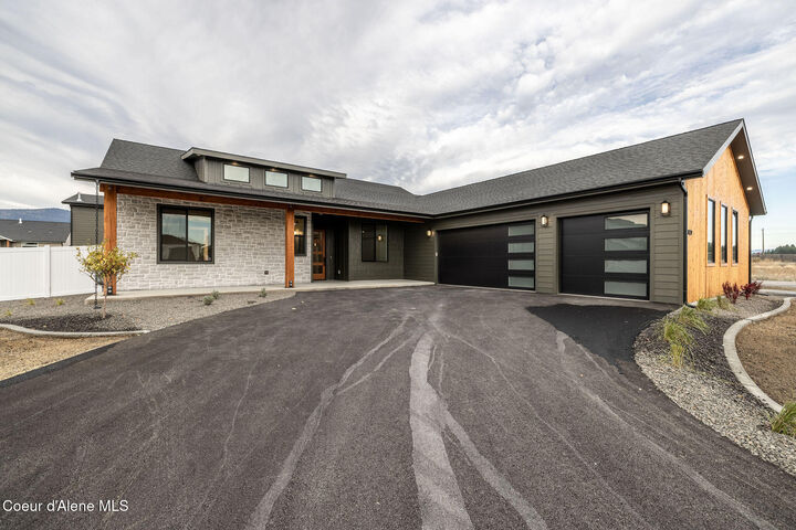 8039 W Splitrail Ave  Rathdrum ID 83858 photo