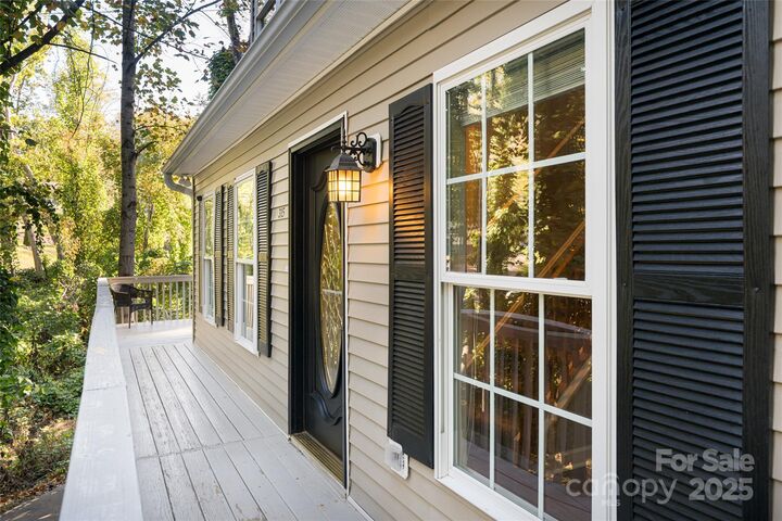 Property Photo: 315 Glenn Bridge Road NC 28704