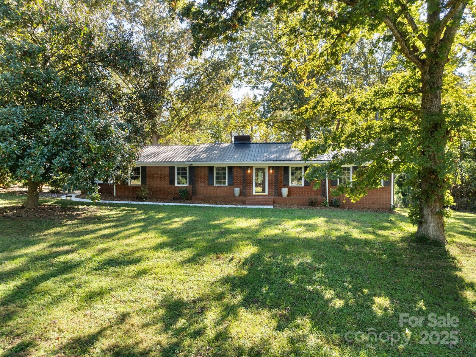 Property Photo:  2344 29th Avenue Drive NE  NC 28601 