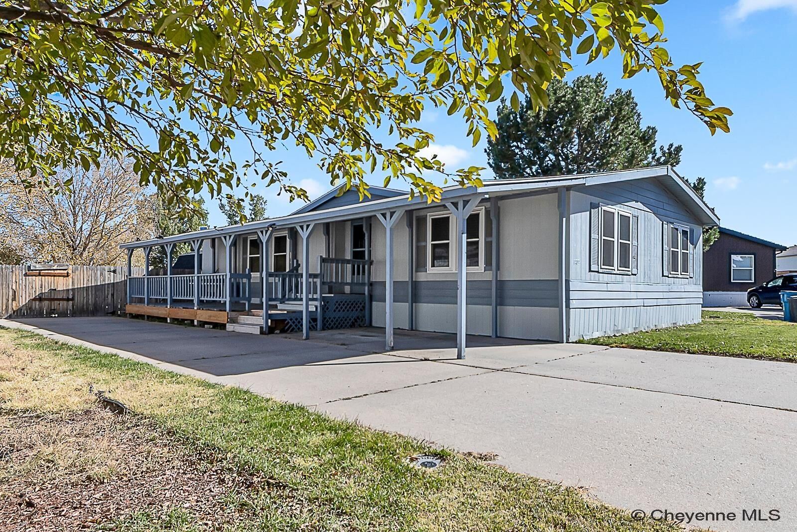 Property Photo: 1409 Renee WY 82007