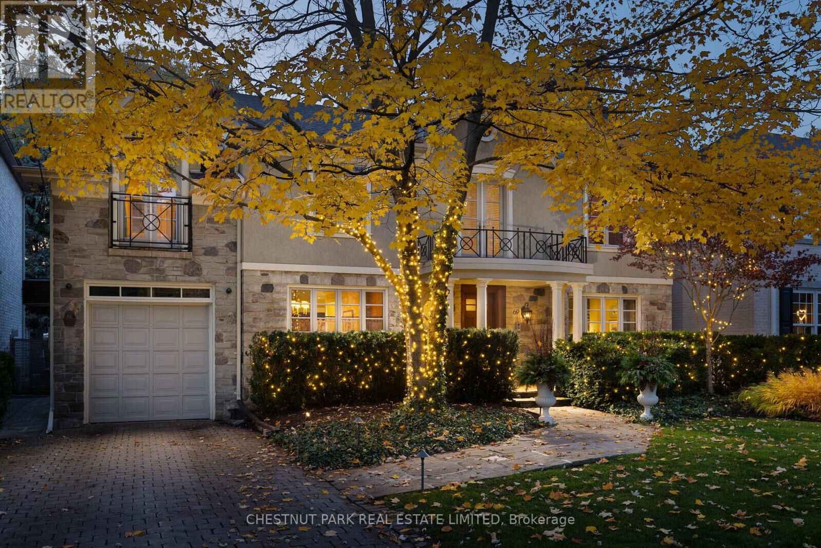 Property Photo: 69 Otter Crescent ON M5N 2W7