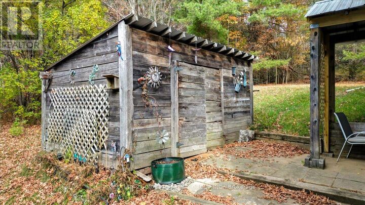 Property Photo: 482 Old L'Amable Road ON K0L 1C0