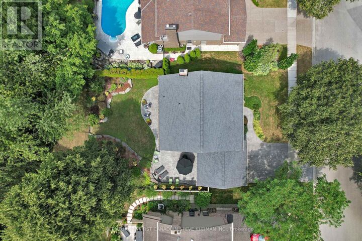 Photo de la propriété: 96 Meridene Crescent West ON N5X 1G2