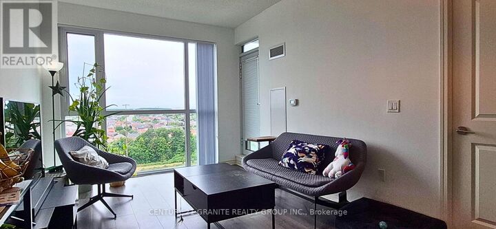Photo de la propriété: 349 Rathburn Road 1719 ON L5G 0B9