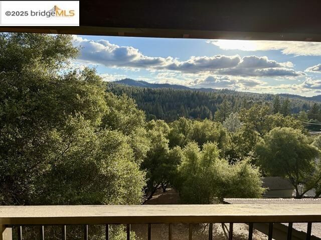 Property Photo:  12679 Cresthaven Dr  CA 95321