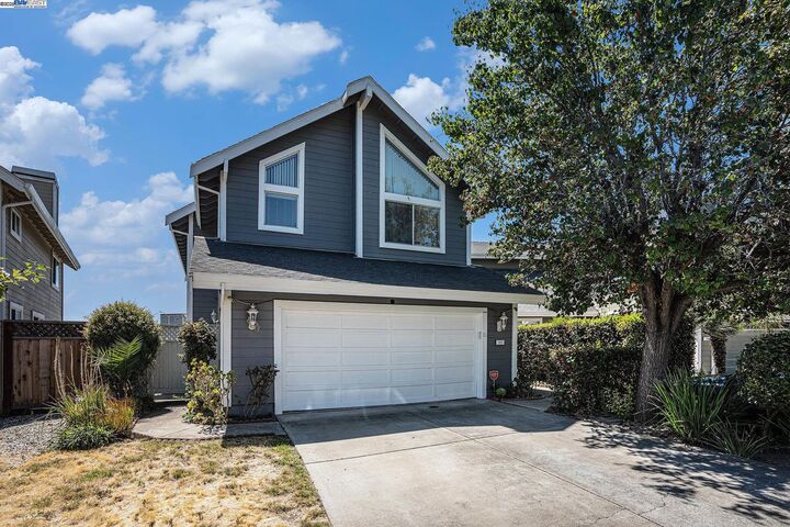 Property Photo: 111 Overacker Ter CA 94536