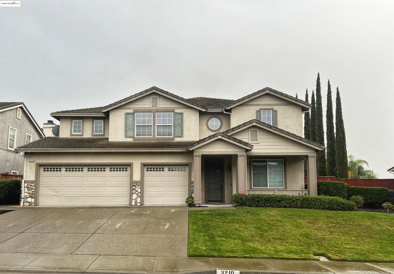 Property Photo:  3210 Bear Ridge Way  CA 94531 