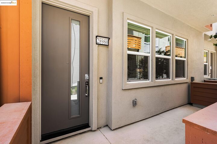 Property Photo: 28954 Parkwood Lane 66 CA 94544