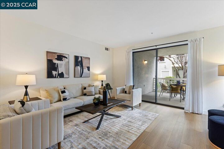 Property Photo: 2592 Oak Rd 160 CA 94597
