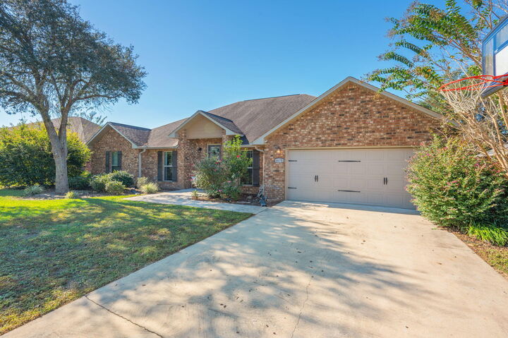 Property Photo: 4675 Chanteuse Parkway FL 32539