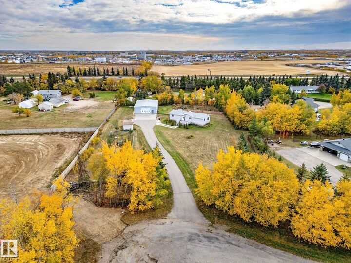 22311 119 Avenue NW  Edmonton AB T5S 0S9 photo