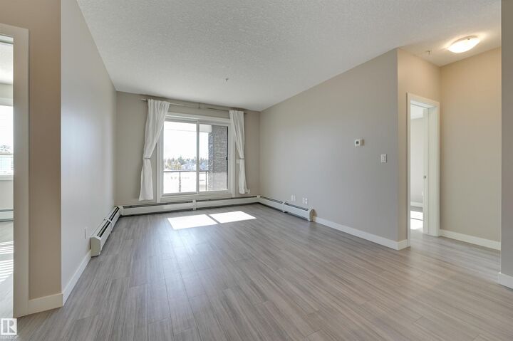 Property Photo: 17 Columbia Avenue 205 AB T9G 1Y7