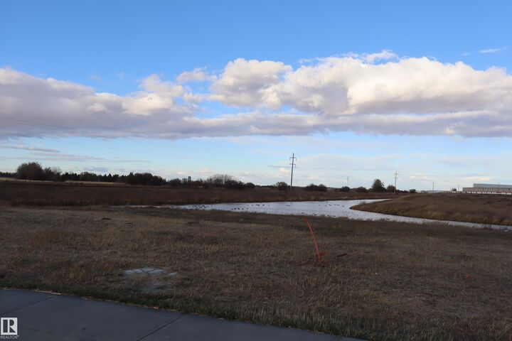 6 Cherry Close  Wetaskiwin AB T9A 0A1 photo