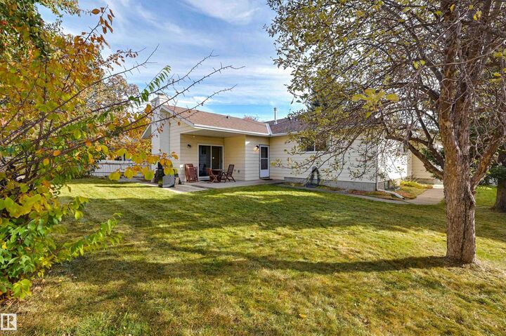 10420 18 Avenue NW  Edmonton AB T6J 4Z7 photo