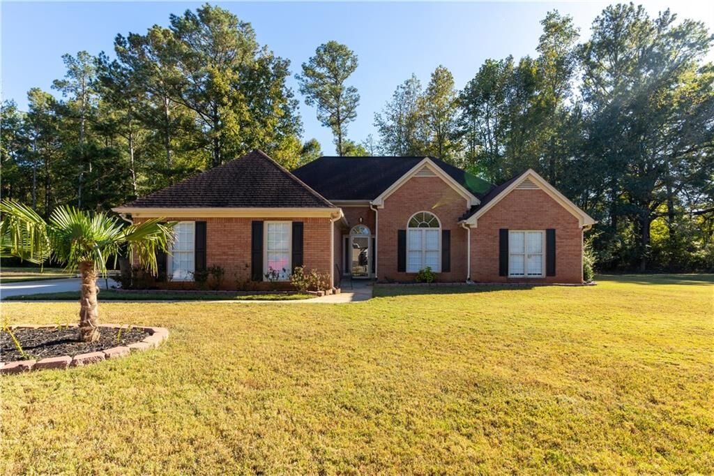 Property Photo: 50 Lydia Court GA 30055