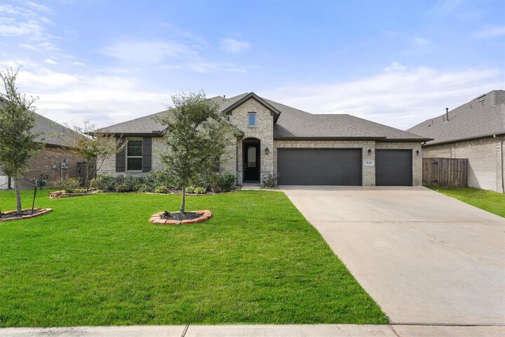 Property Photo: 31211 Raleigh Creek Drive TX 77375