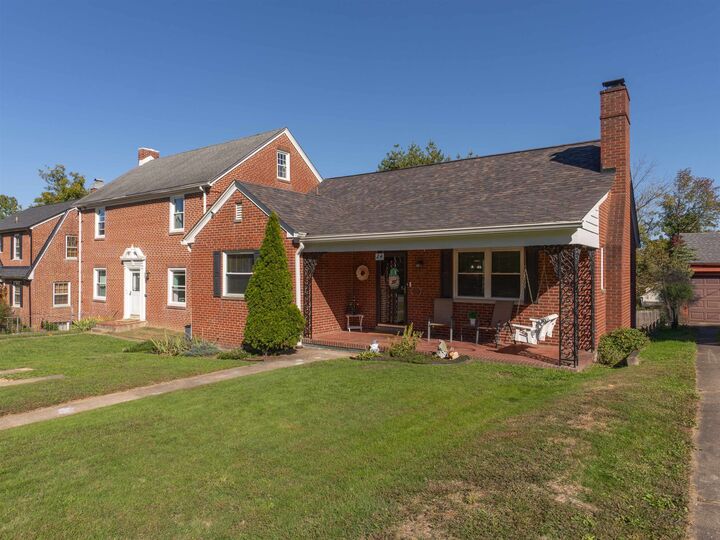 Property Photo: 24 Fairfax Drive WV 25705