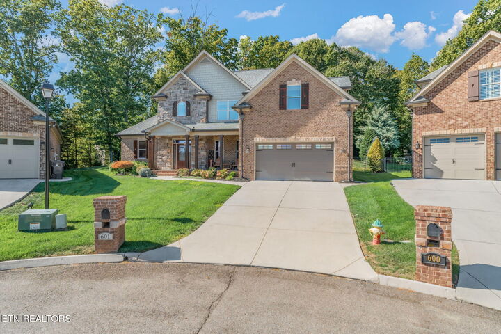 Property Photo: 601 Blowing Rock Lane TN 37922